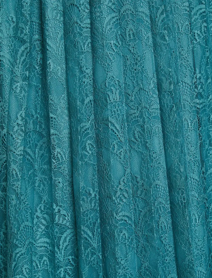 12268 Blue Lace Detailed Midi Skirt