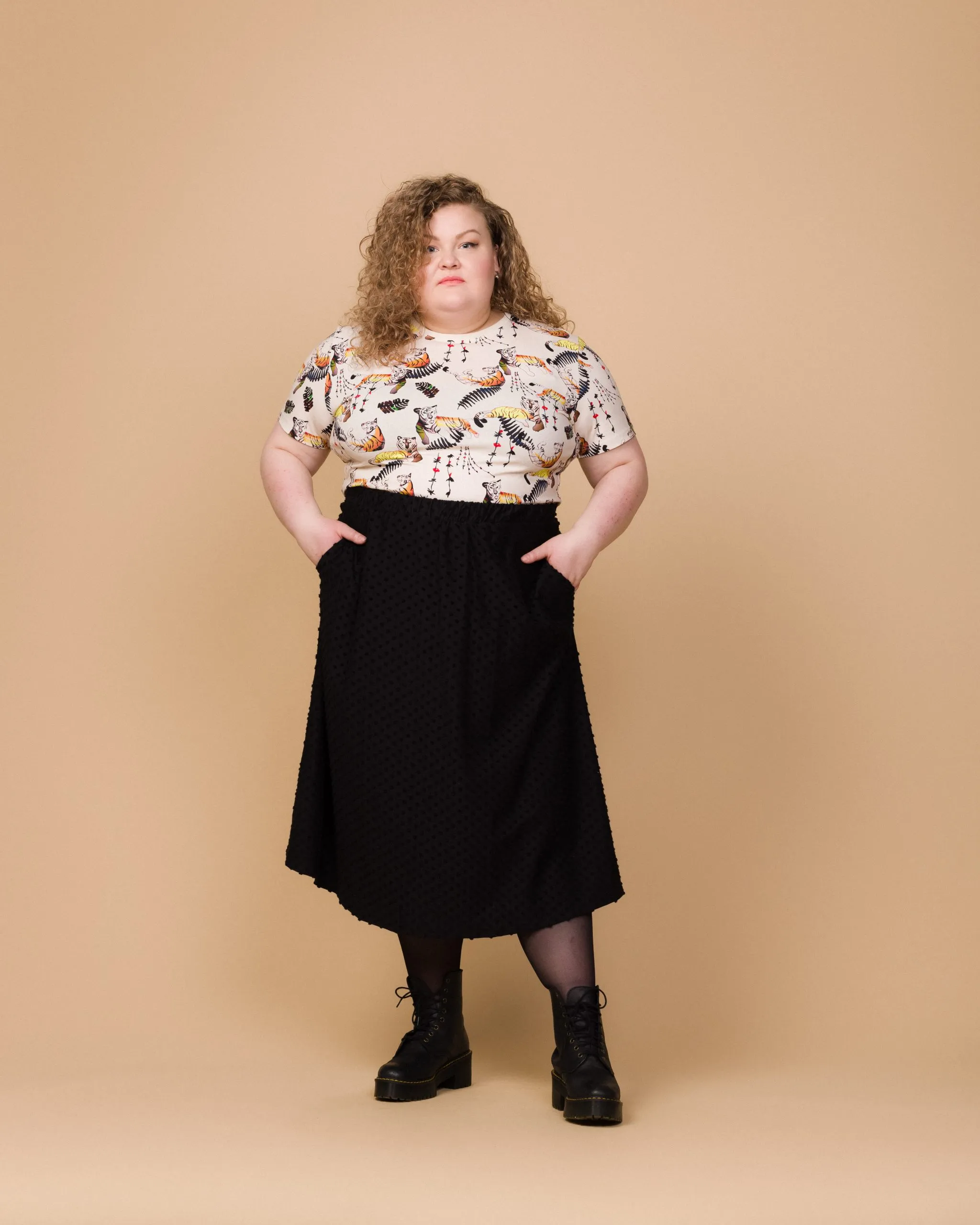Ana Skirt Dot Black